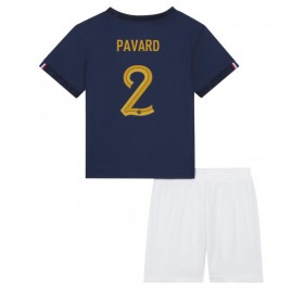 Virallinen pelipaita Ranska Benjamin Pavard 2 Koti World Cup 2022 Lyhythihainen - Lasten ( + Lyhyet housut )